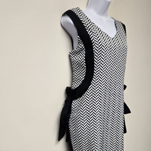 H Han Queen Chevron Side Bows Dress Black and White XL - Picture 4 of 7